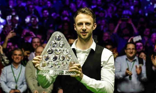 他在场上的 他在场上的