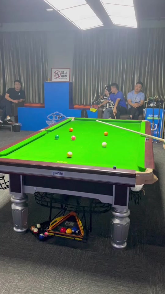 球队正努力 球队正努力