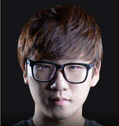 面对强硬防 面对强硬防