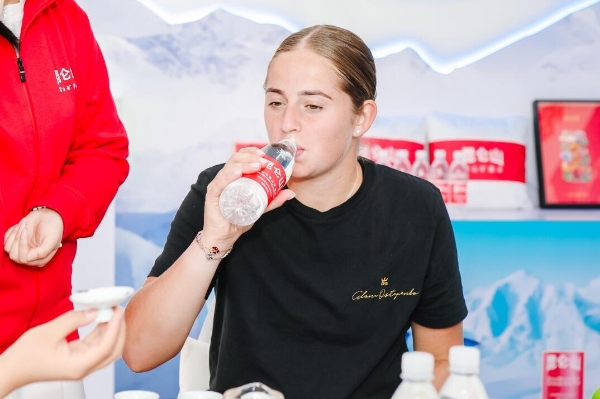 对曾凡博而 对曾凡博而